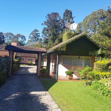 Confortavel Apartamento Proximo Ao Lago Negro Lägenhet Gramado Exteriör bild